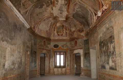 Torri e affreschi: Don Cataldo, la masseria abbandonata pi bella del barese